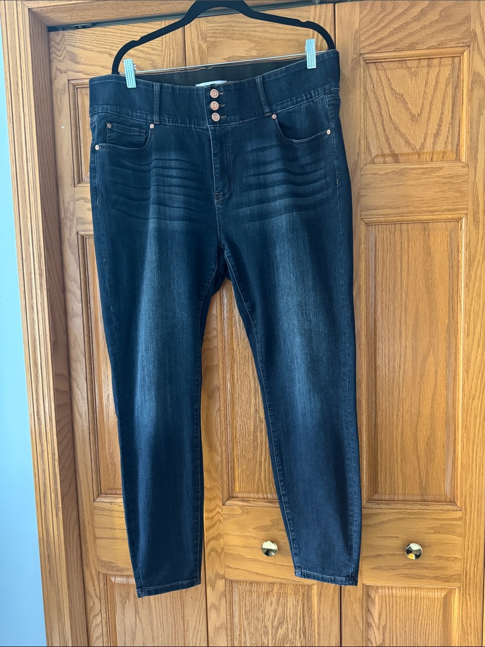 ARULA High-Rise Skinny Jeans in Dark Blue Wash